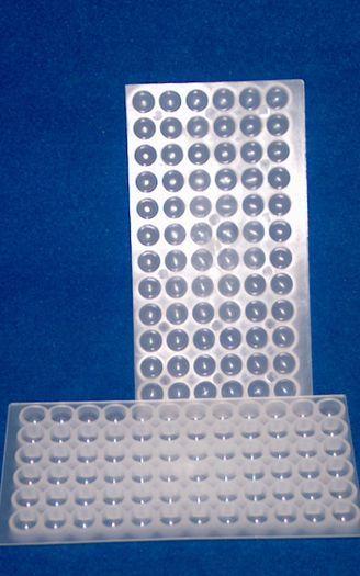 Планшет для биохимических исследований из прозрачного полистирола